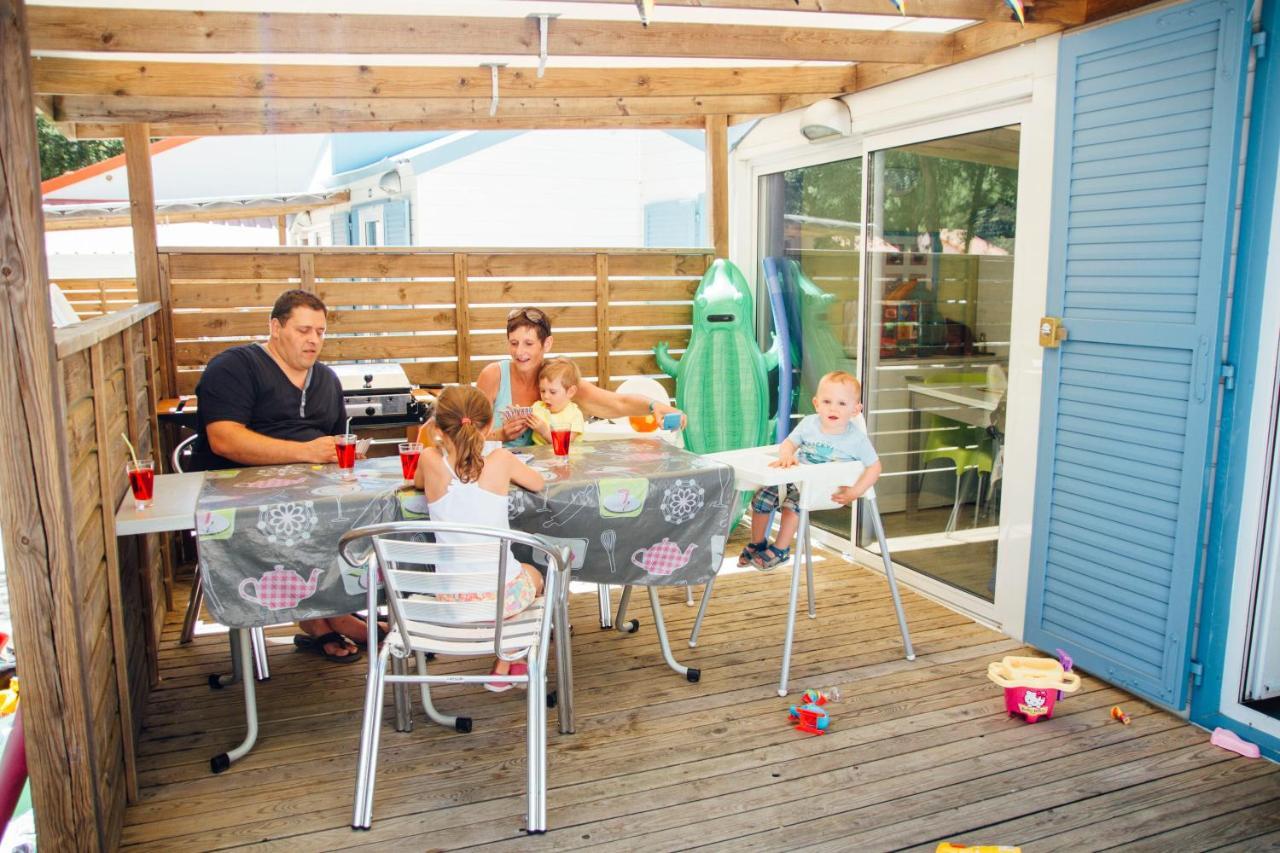 Camping Le Bois Fleuri Argeles-sur-Mer Exterior photo
